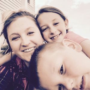 Meet your Posher, Danielle